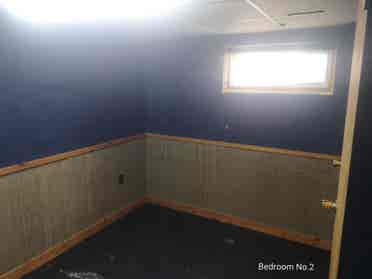 2+Den Basement Apartment – Hamilton