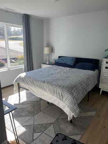 Large room for rent
