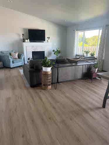 Large room for rent