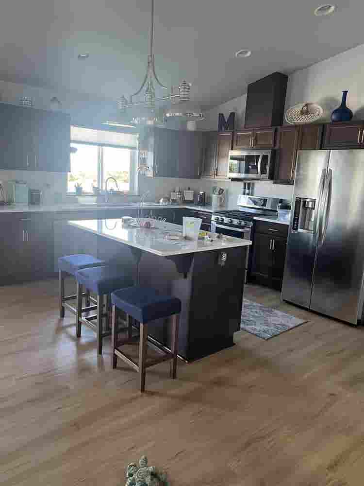 Large room for rent