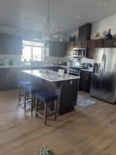 Large room for rent