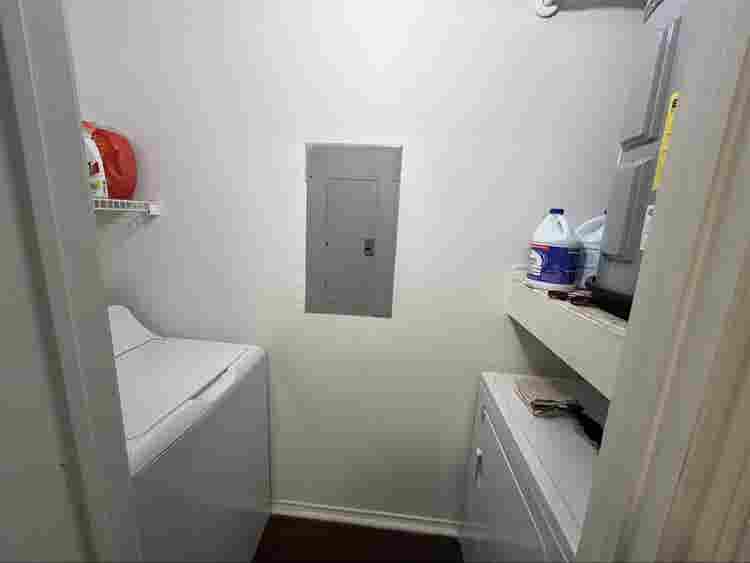 FIRST MONTH FREE Private Room!