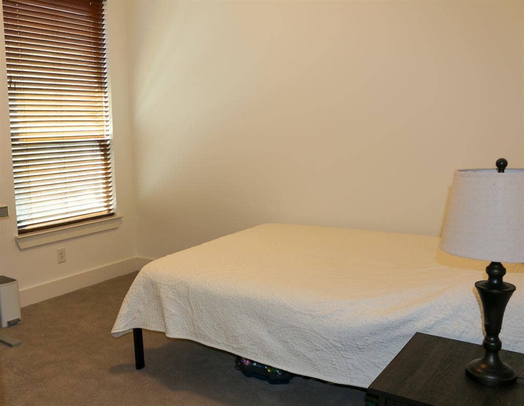 bath house for rent