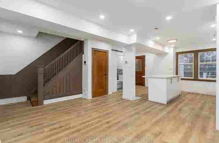 Rooms or House for Rent