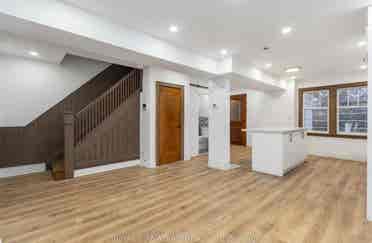 Rooms or House for Rent