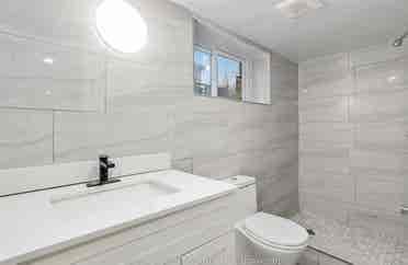 Rooms or House for Rent