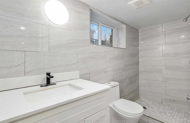 Rooms or House for Rent