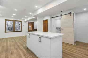 Rooms or House for Rent