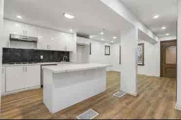 Rooms or House for Rent