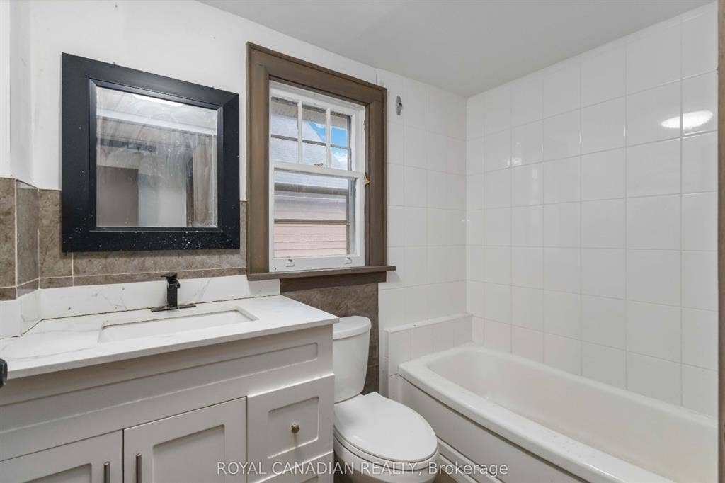 Rooms or House for Rent