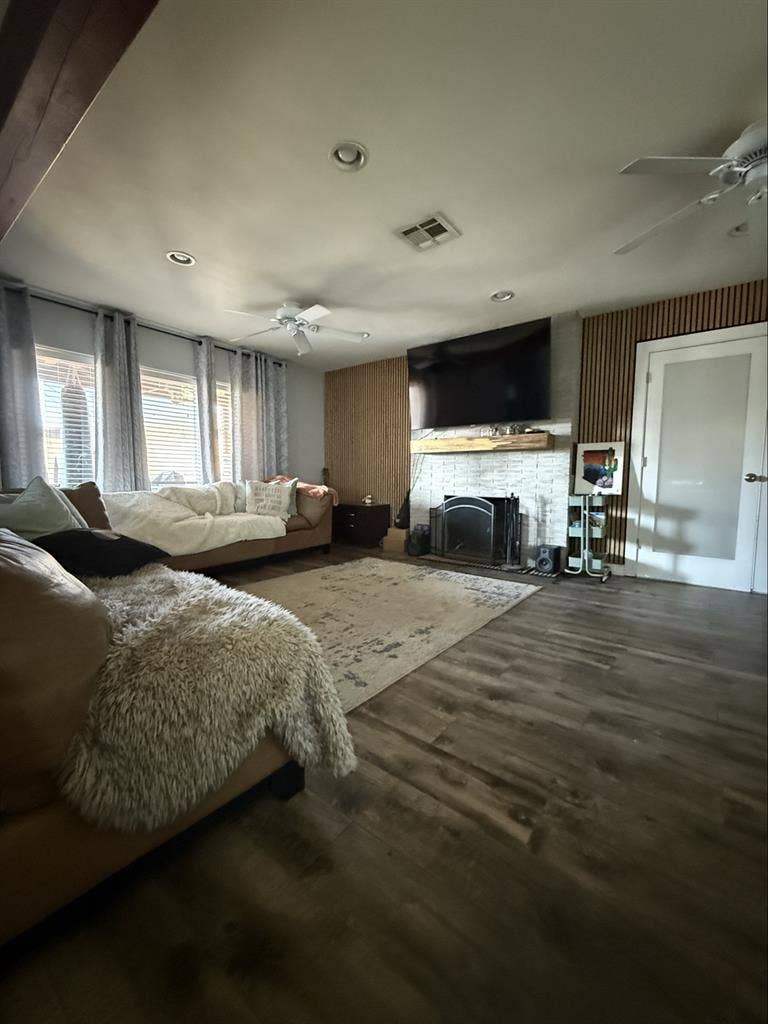 Private room with shared bathroom