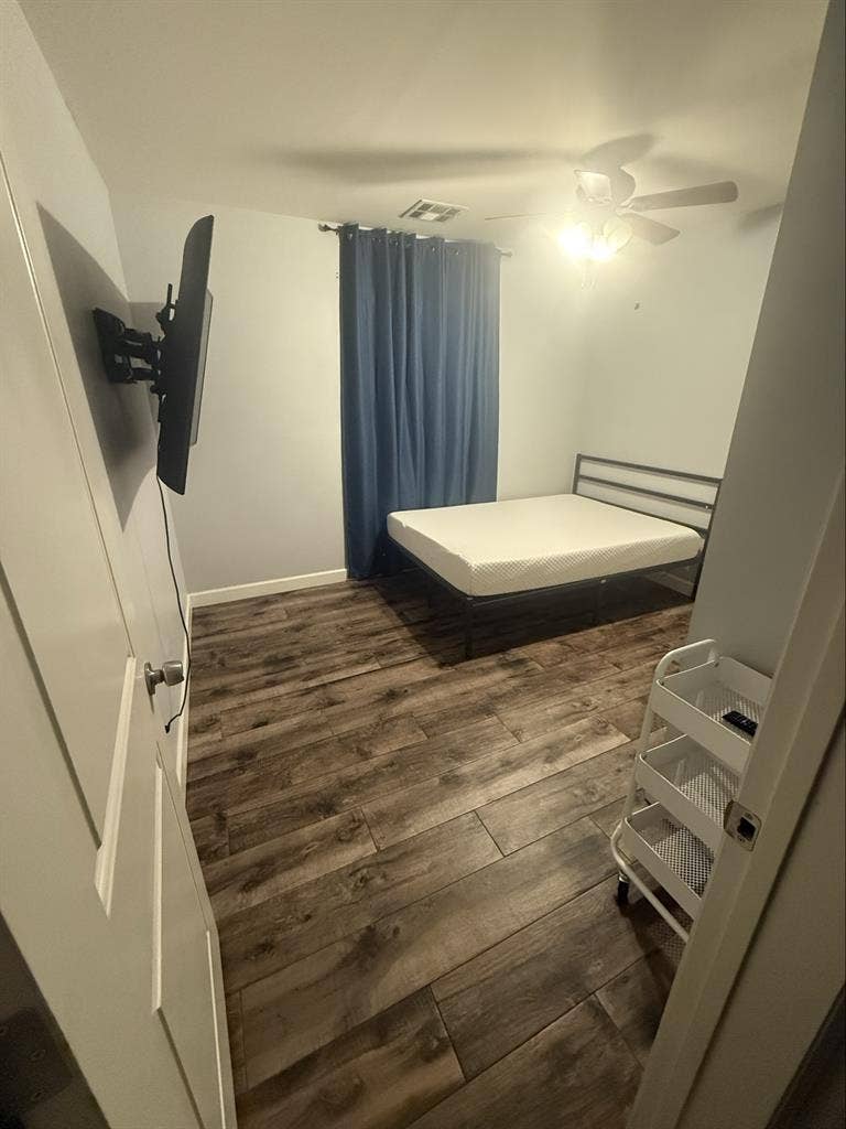 Private room with shared bathroom
