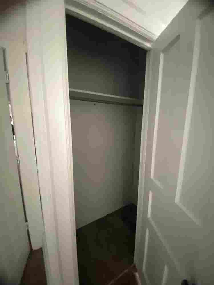 Need Roommate ASAP (women only)