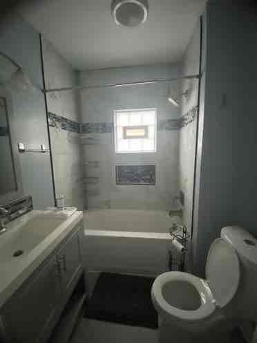 Need Roommate ASAP (women only)