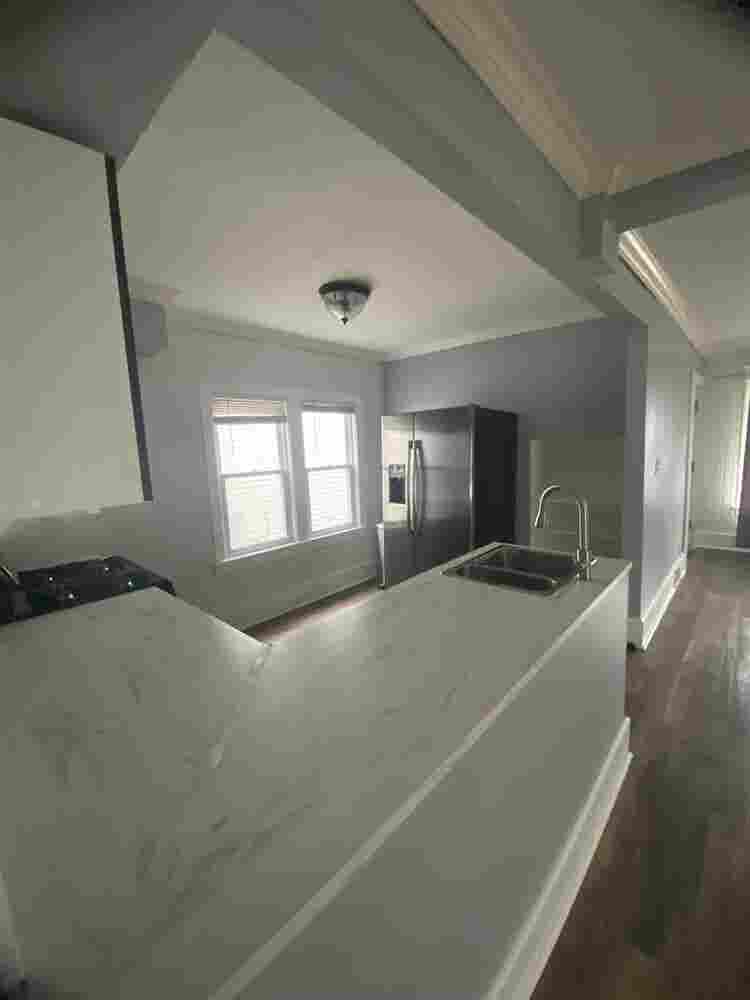 Need Roommate ASAP (women only)