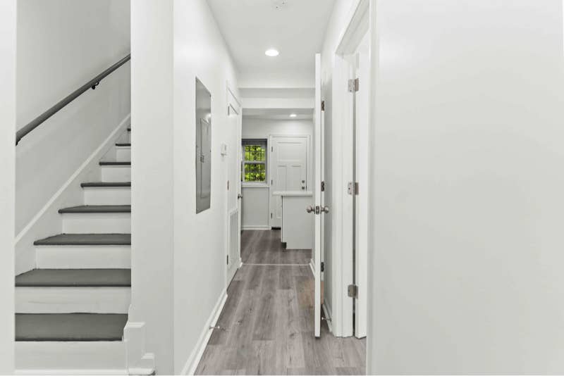 Private Room with En-Suite Bath
