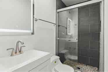 Private Room with En-Suite Bath