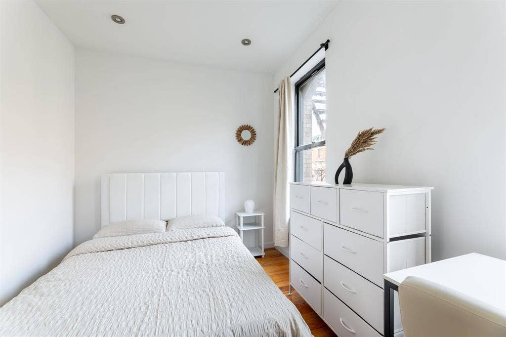 Furnished Sublet Near Central Park