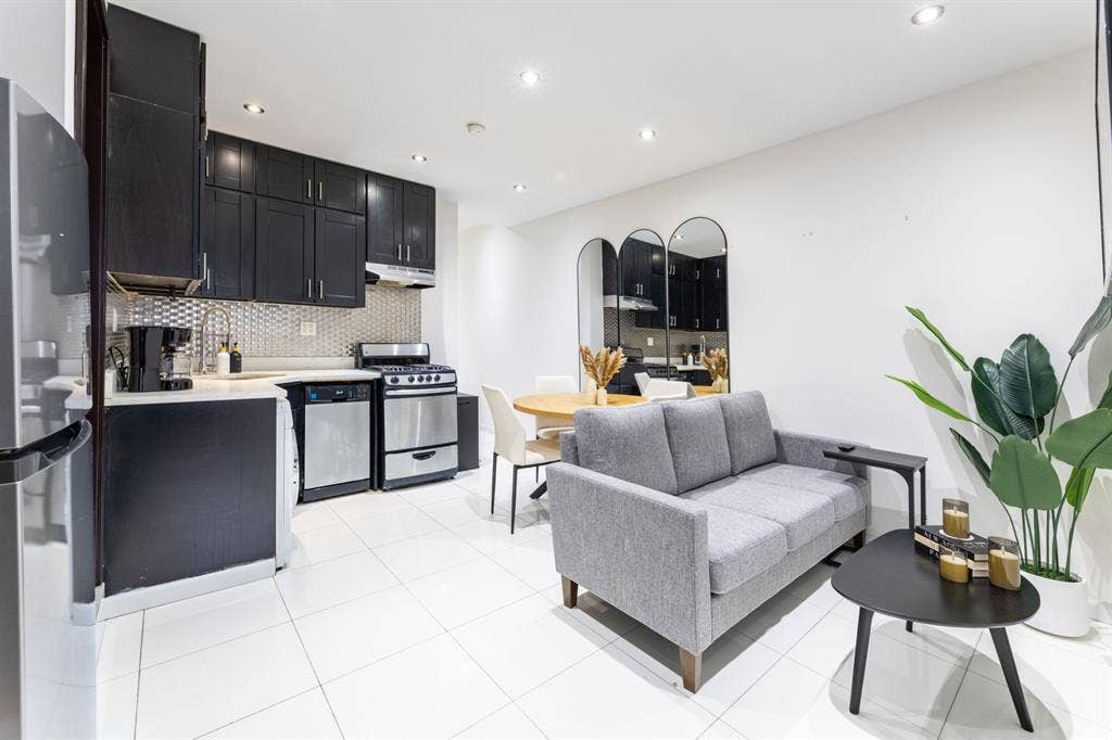 Furnished Sublet Near Central Park