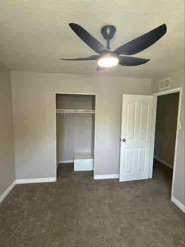 Room for Rent in Simi Valley!