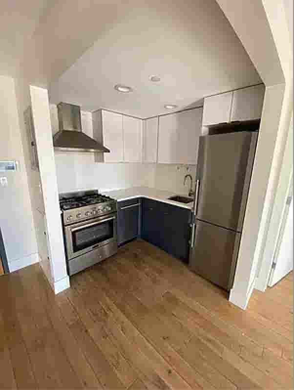 Long Island City (covid era lease)!