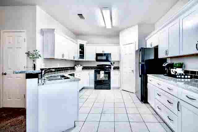 Join my furnished Garland home!