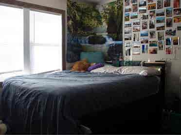 ROOM LISTING - LOOKING FOR ANYONE