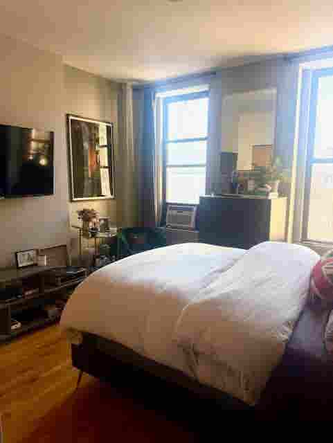 Upper East Side Room :)