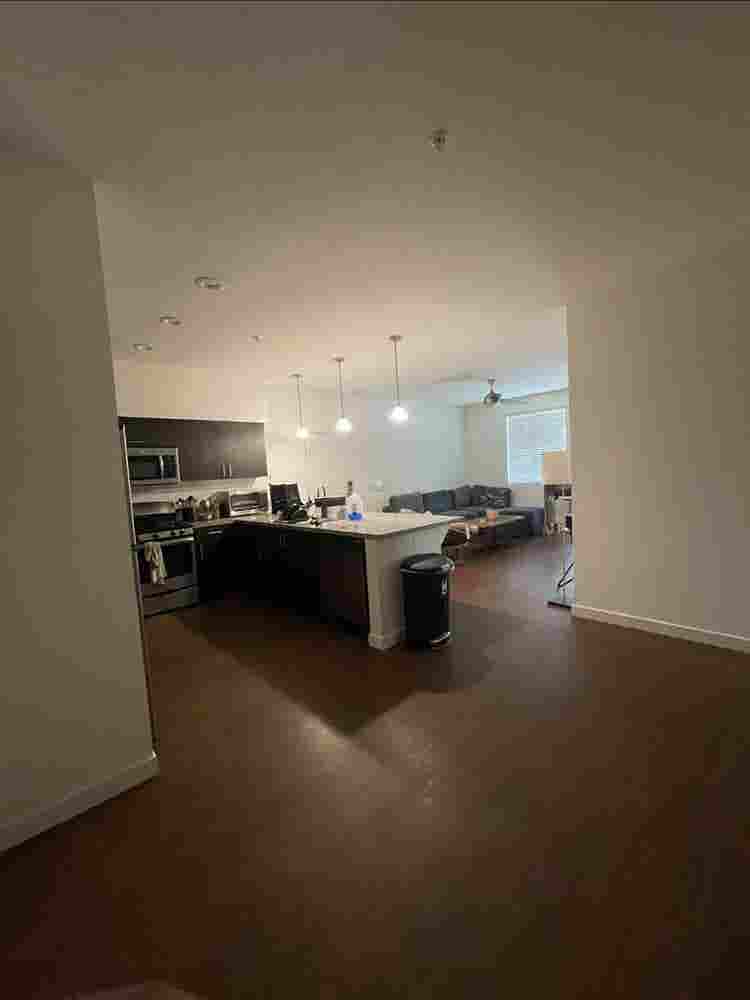 Needing roommate to fill double!