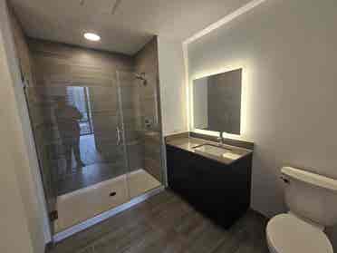 Aug–Sept Sublease | 1BR River North