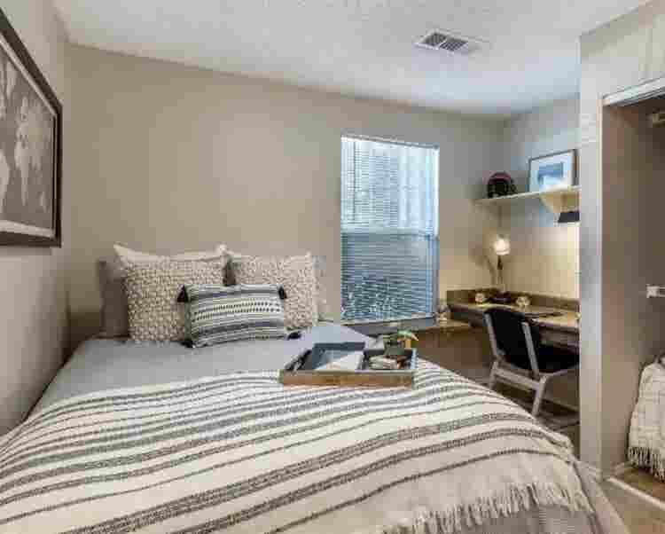 SUBLEASING at Rams Pointe RENT $
