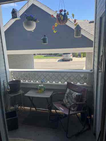 2 rooms for 1 bedroom price