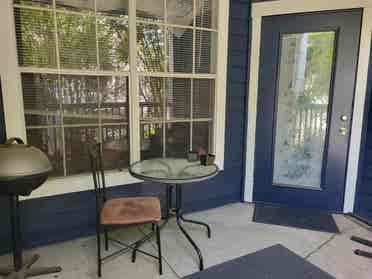 Looking for Female Roomate in B