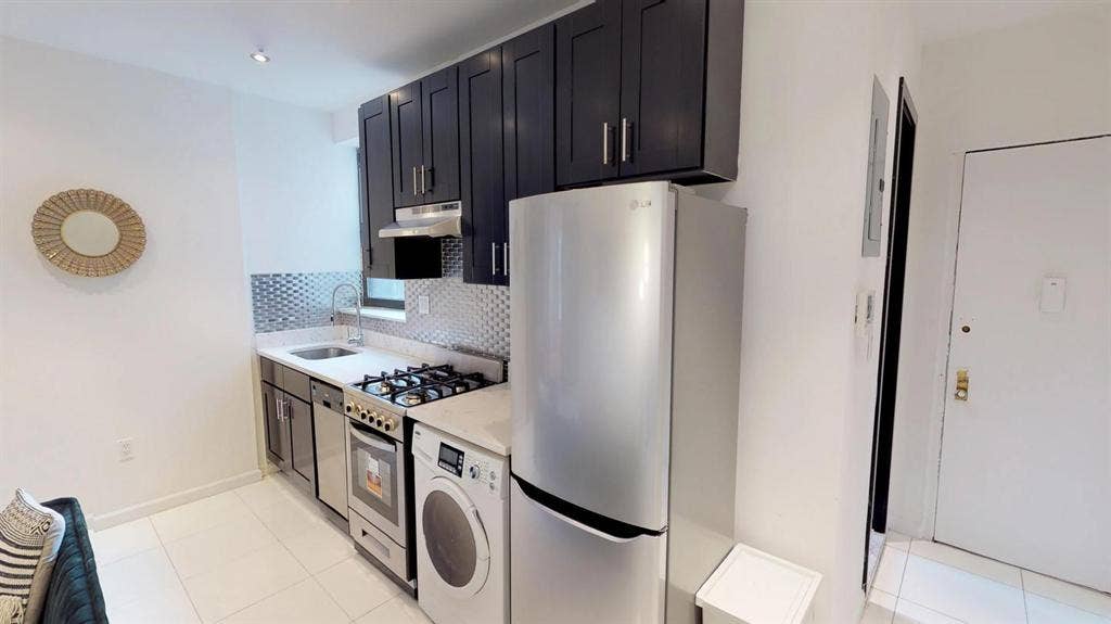 1 BR in New York