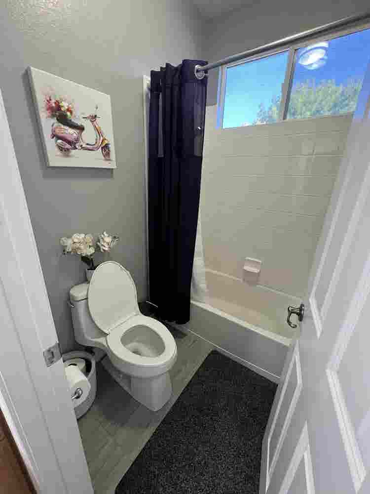 Large comfortable room