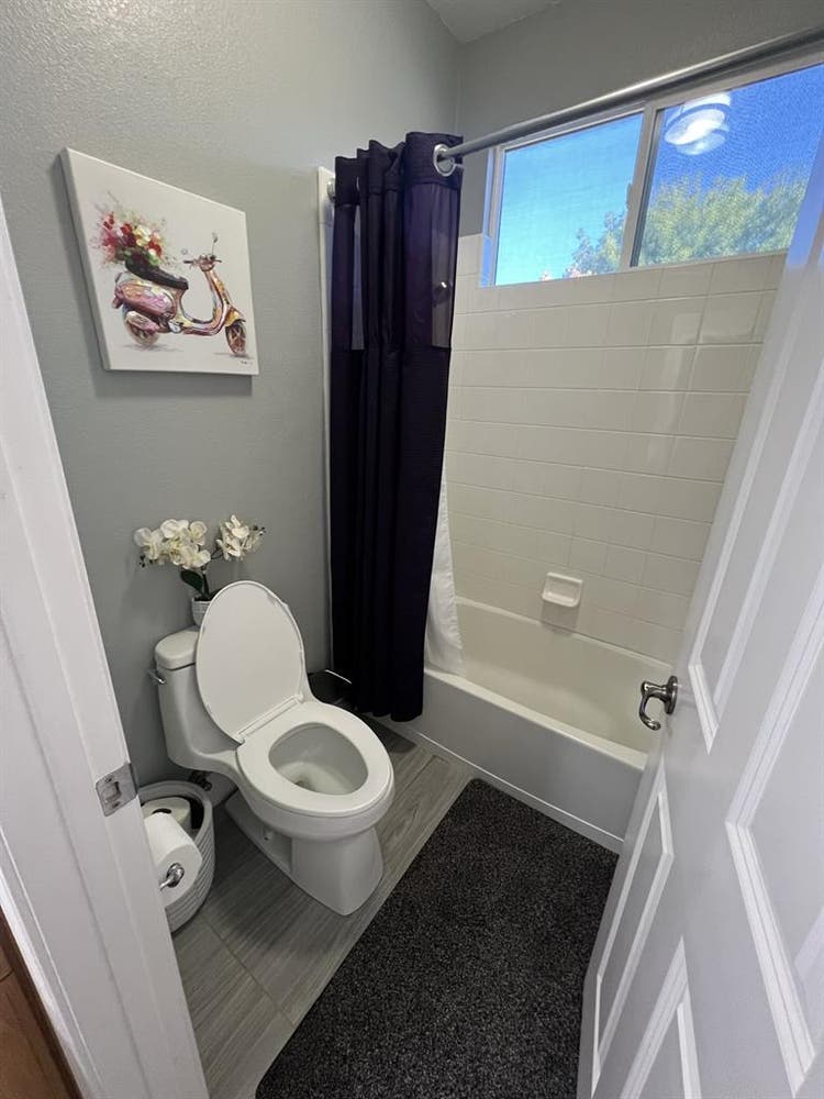 Large comfortable room