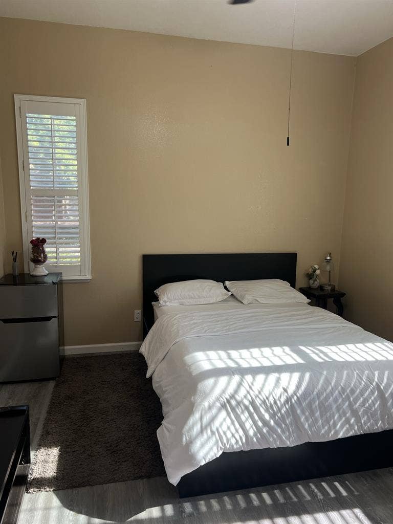 Large comfortable room