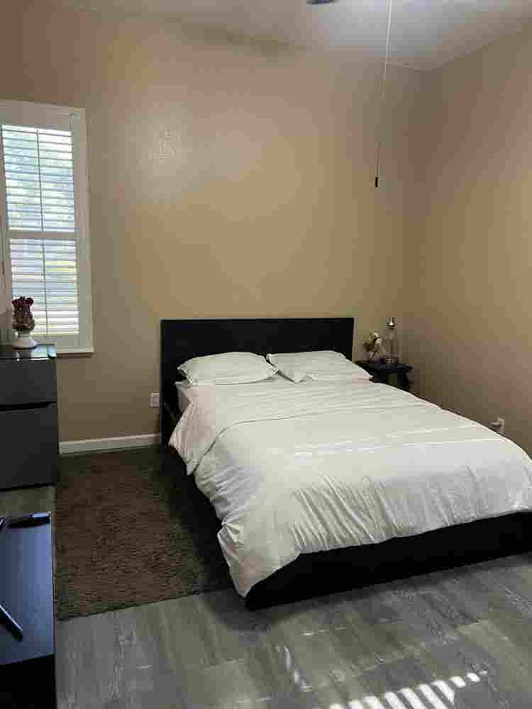 Large comfortable room