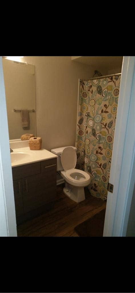 Private room & bathroom