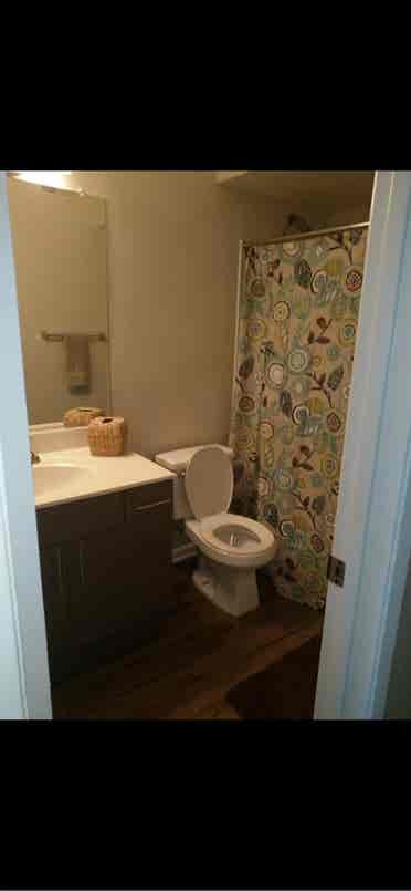 Private room & bathroom