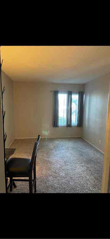 Private room & bathroom