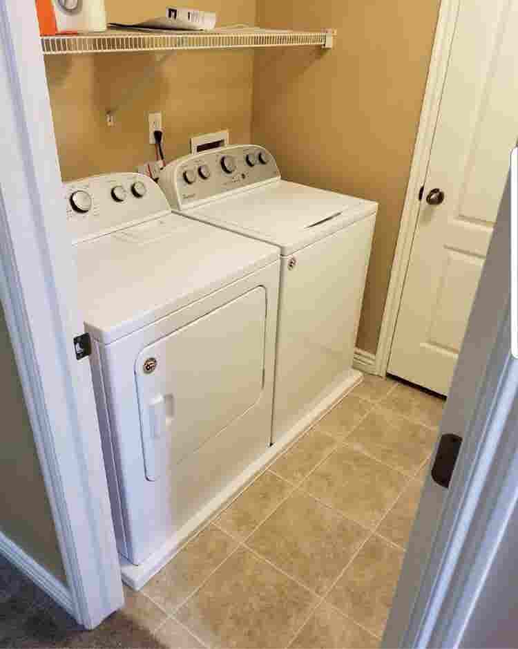 Clean private rm in great location