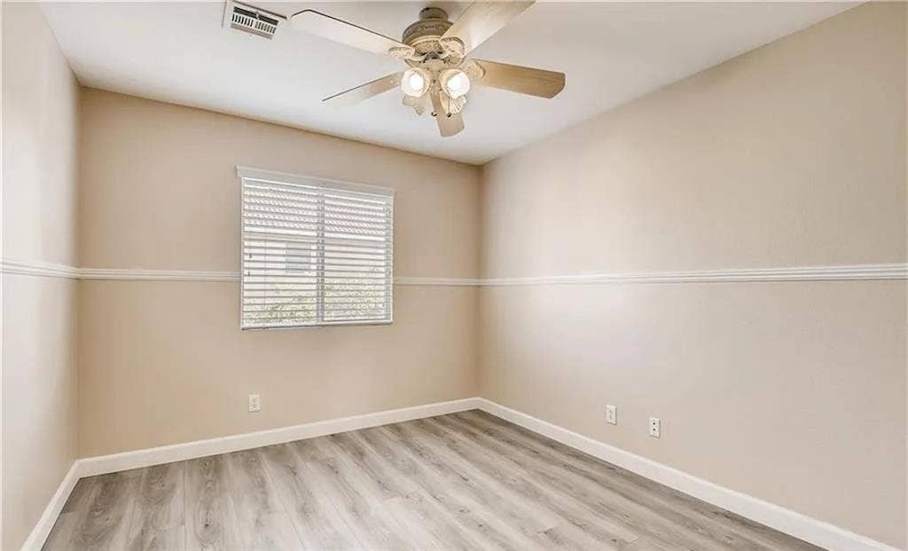 Summerlin room for rent