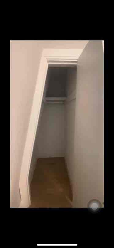 Pvt bedroom and bathroom in bth
