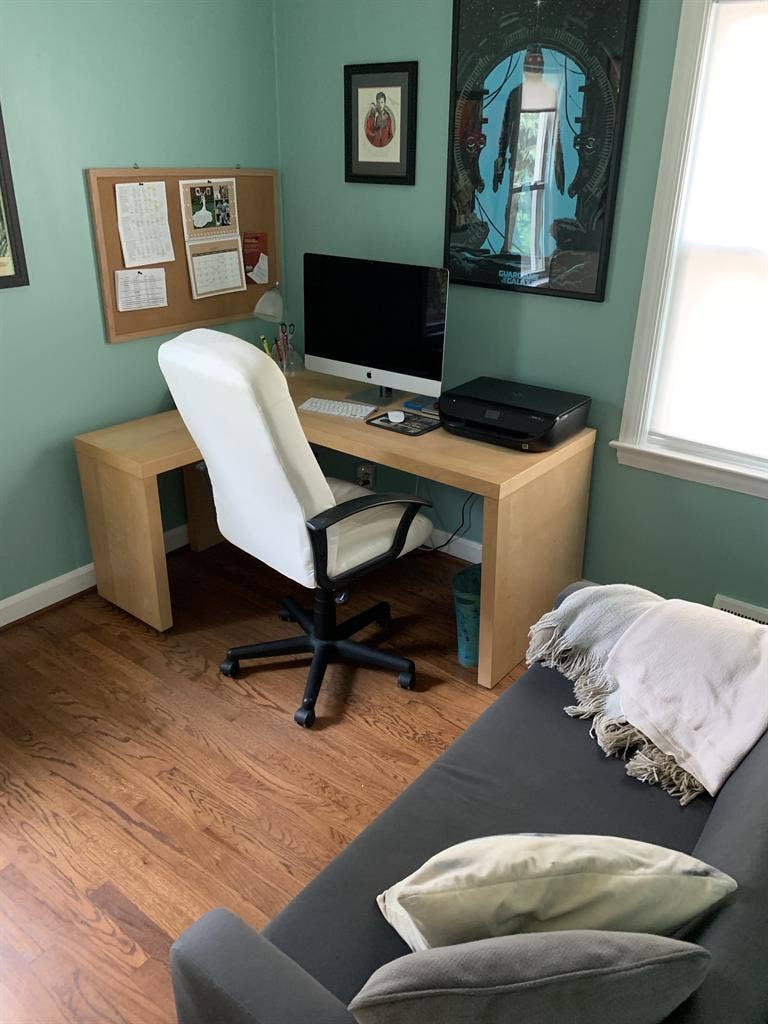 Cozy Room in Downtown Ferndale Home