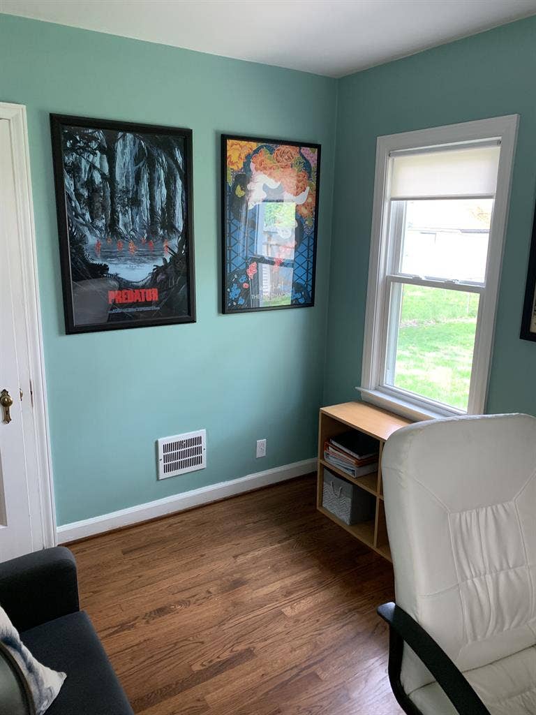 Cozy Room in Downtown Ferndale Home