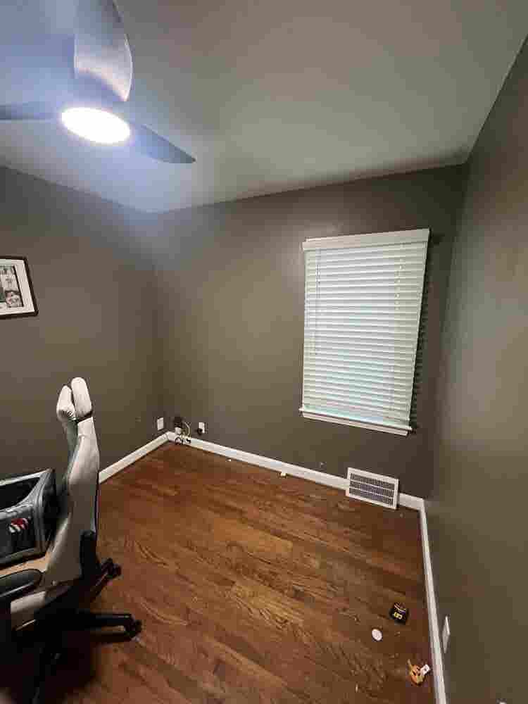 Cozy Room in Downtown Ferndale Home