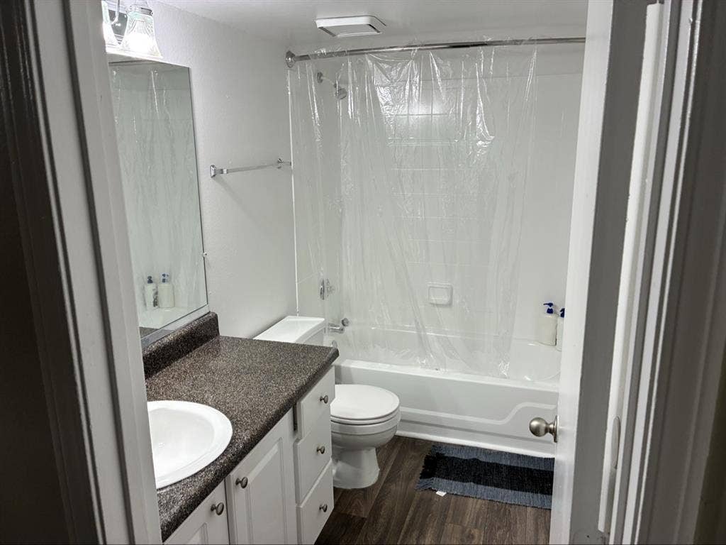 Private room for rent
