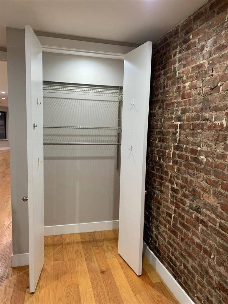 Bedroom Available in Flatbush!