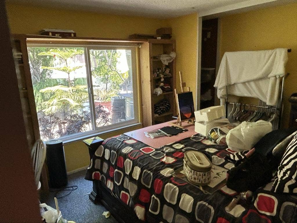 Room in great neighborhood